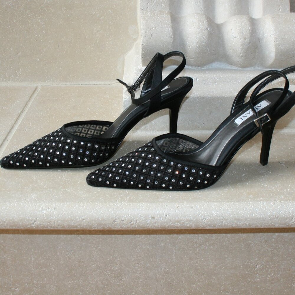 Alfani Black Satin Lined Pump Heel with rhinestones Size 7 1/2 Med. - Picture 3 of 9
